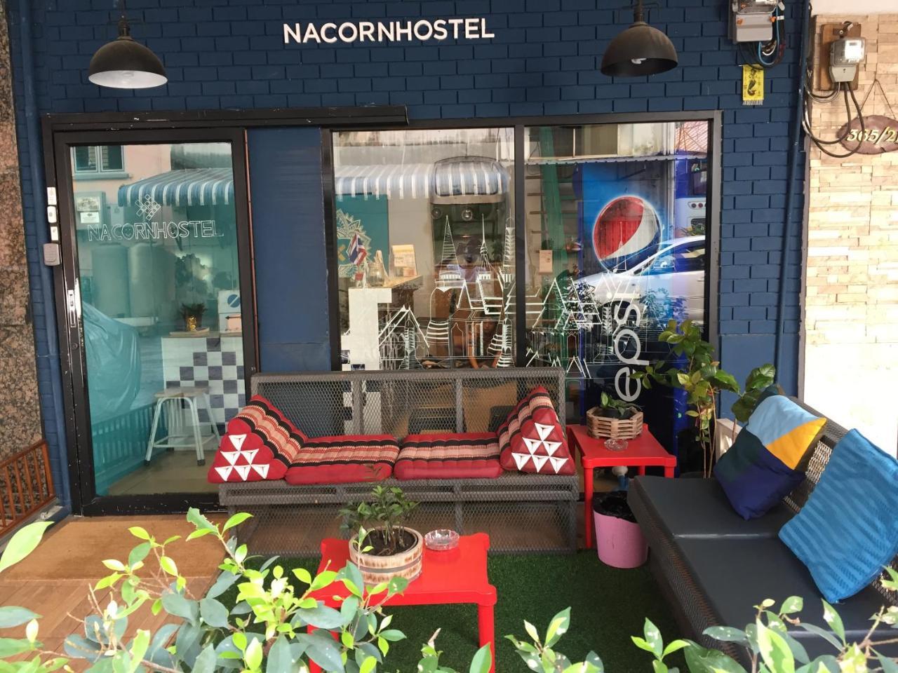 Nacorn Hostel Бангкок Екстер'єр фото